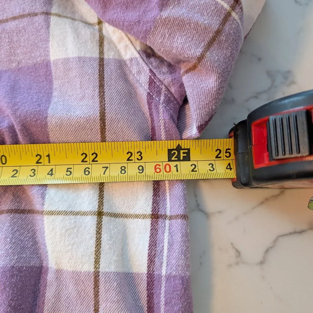 Like new Universal Thread lavender/cream flannel, size L - Picture 6 of 7